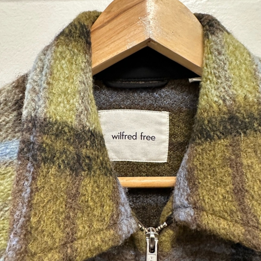 EUC Aritzia:Wilfred Free Utility Shirt Jacket--"Ganna" in green/brown/blue plaid - Picture 4 of 7